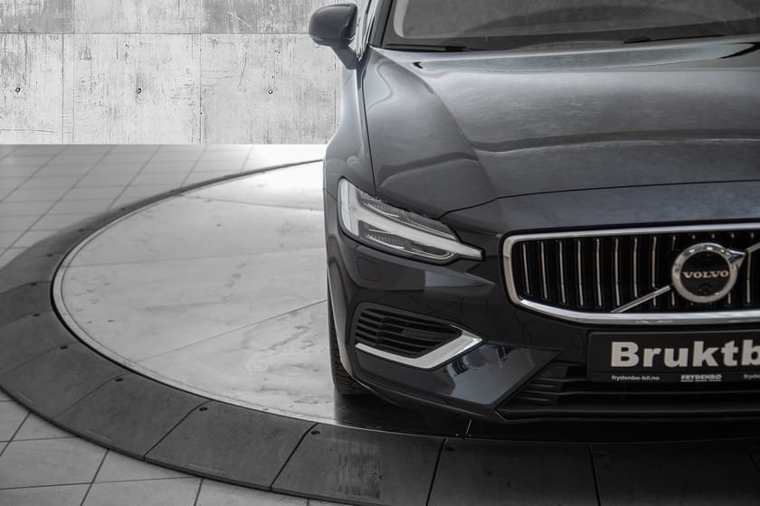 Bilde 4 av Volvo V60 Recharge T6 Plus Bright SEMI.EL.HF|PANO|360|H&K++
