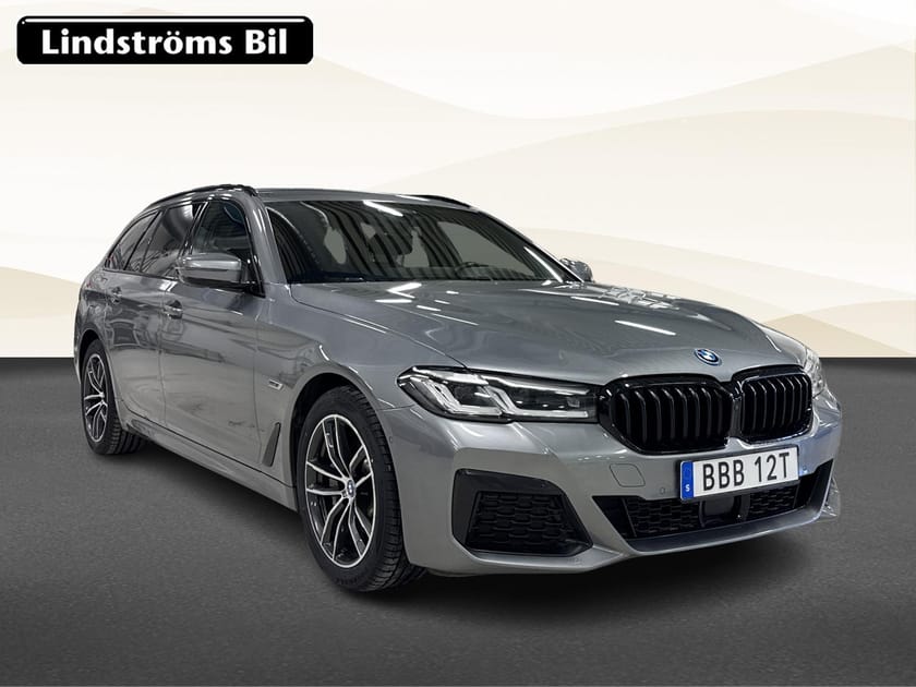 Bild 3 av BMW 530e xDrive Touring Plug In Hybrid Drag V-hjul