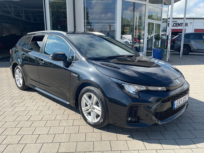 Bild 3 av Suzuki Swace Hybrid e-CVT, 122hk
