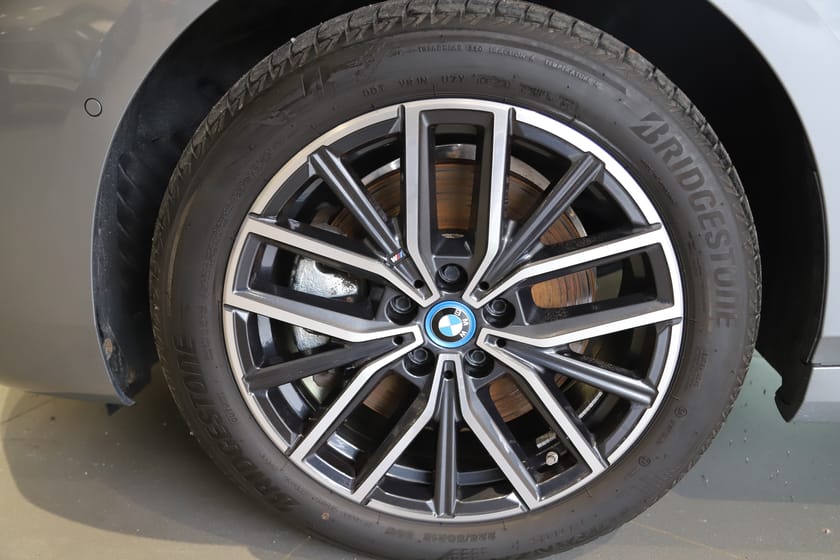 Bild 4 av BMW 230e xDrive Active Tourer M Sport / HK / Driving+