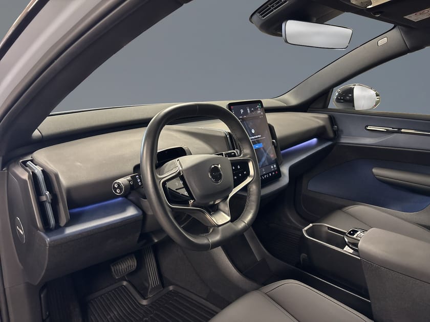 Bild 5 av Volvo EX30 Single Motor Extended Range Plus//Adaptiv Farthållare//