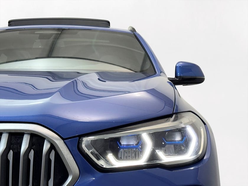 Bild 4 av BMW X6 xDrive40i M Sport Drag Pano 360° HUD H/K SE SPEC MOMS 340hk