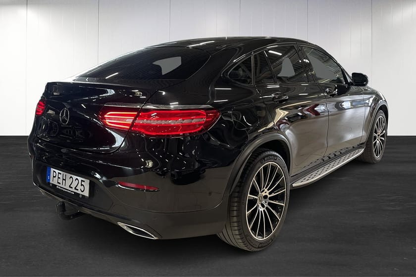 Bild 4 av Mercedes-Benz GLC 220 d Coupé 4MATIC AMG Burmester 360° HuD