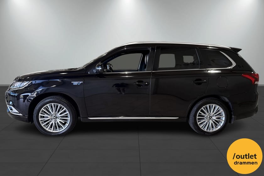 Bilde 2 av Mitsubishi Outlander PHEV Instyle + / Lav KM / Skinn