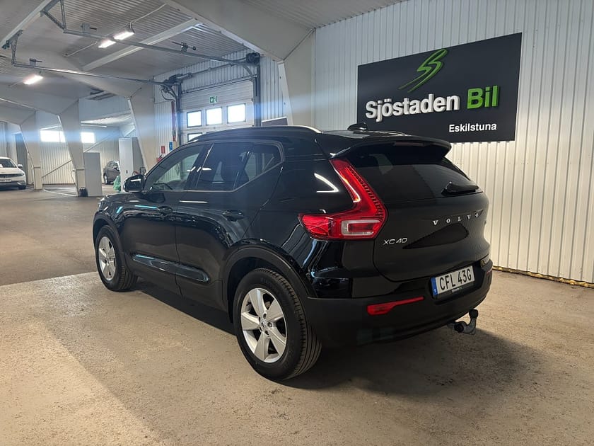 Bild 3 av Volvo XC40 T3 156hk Momentum Värmare Drag Bluetooth