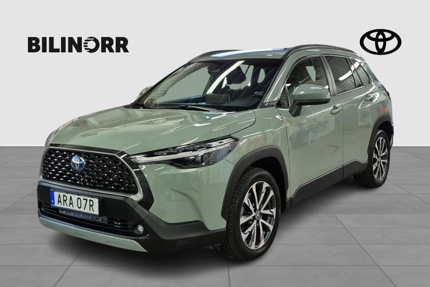 Bild 1 av Toyota Corolla Cross Hybrid AWD-i 2,0 STYLE | MV | DRAG | VHJUL