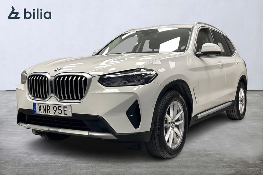 Bild 3 av BMW X3 xDrive20d / Parkerings värmare / Drag /
