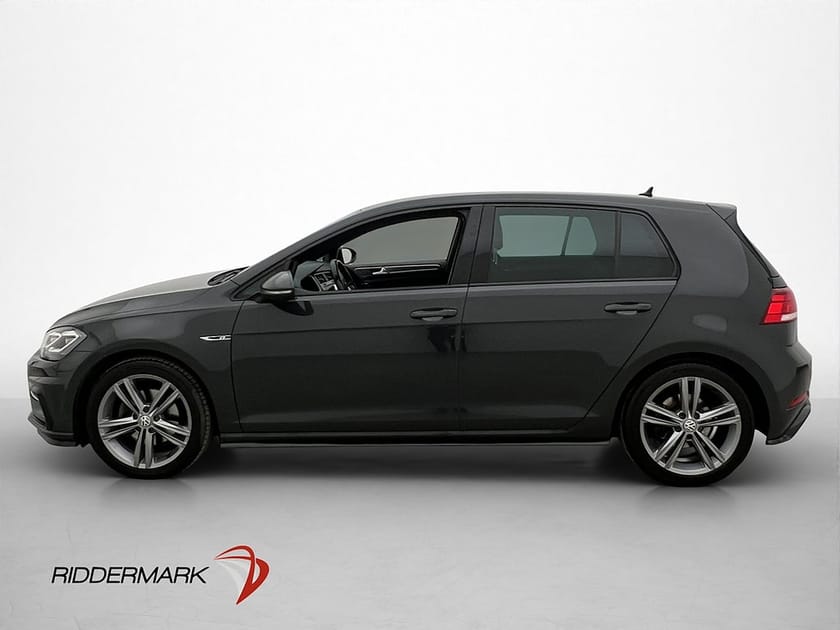 Bild 4 av Volkswagen Golf 1.5 TSI 150hk R-Line Cockpit P-Värmare