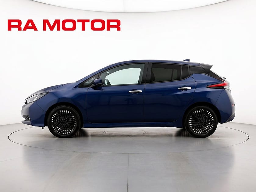 Bild 3 av Nissan Leaf N-Connecta | 40kWh | Värmepump | 360° kamera |