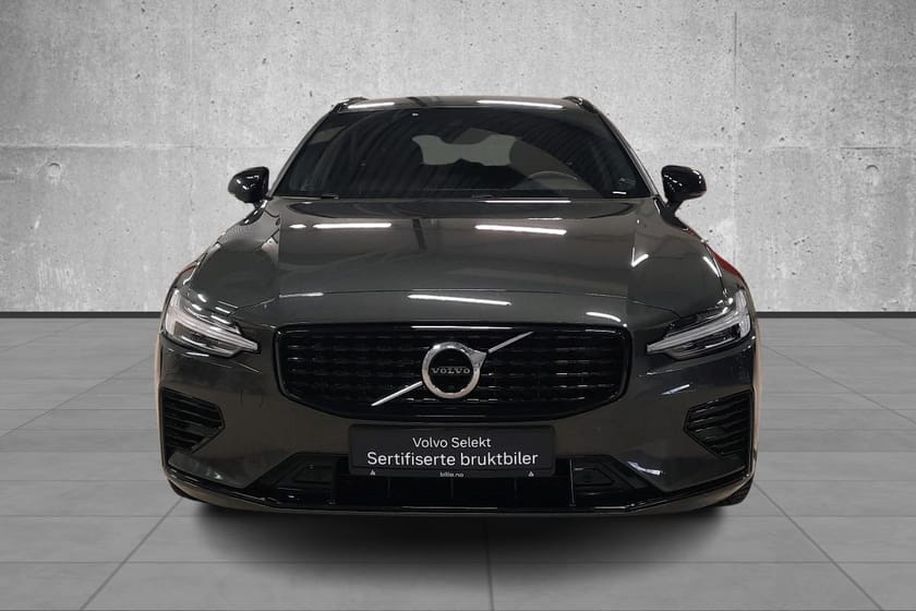 Bilde 2 av Volvo V60 T6 AWD 340Hk R-Design SE Semi-hengerfeste H&K Stereo