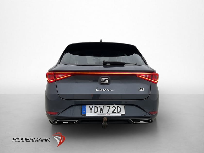 Bild 5 av SEAT León Sportstourer e-Hybrid ST FR Cockpit Kamera Drag Navi CarPlay