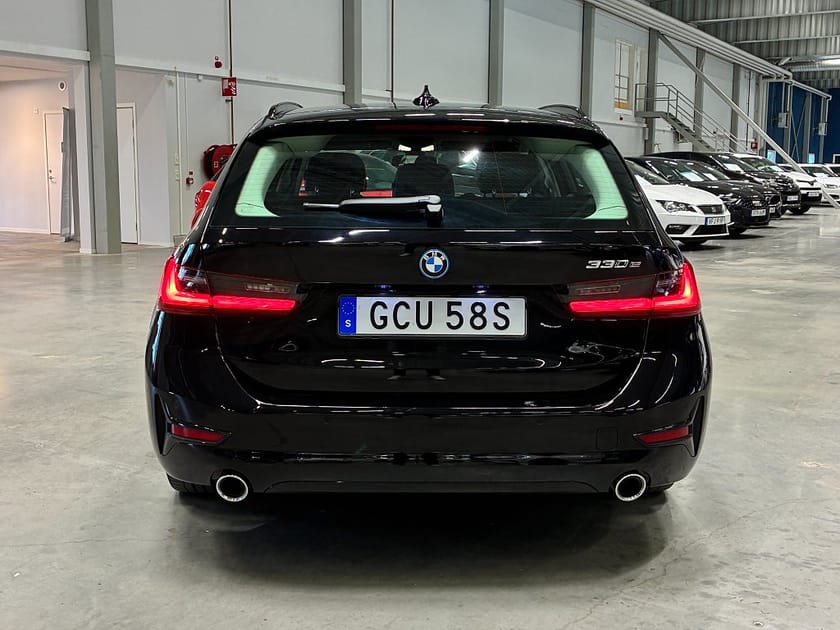 Bild 5 av BMW 330e Touring Sport line | Rattvärme | Hi-Fi