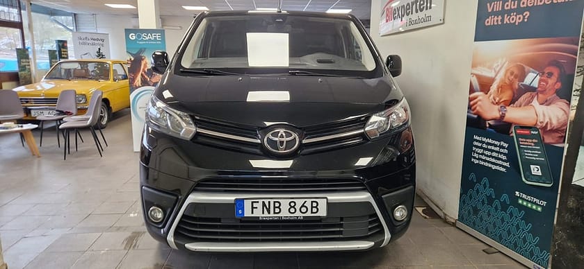 Bild 3 av Toyota Proace 2.0 D-4D Euro 6| En Ägare|Auomat|Ny Kamremsats|13268Mil