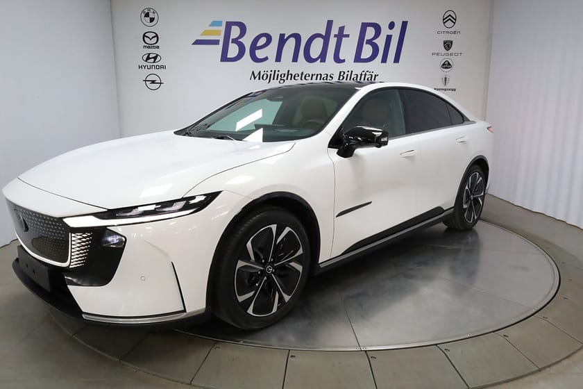 Bild 2 av Mazda 6e Standard Range 68.8 kwh Takumi Plus / Panoramaglastak / Adaptiv Farth.