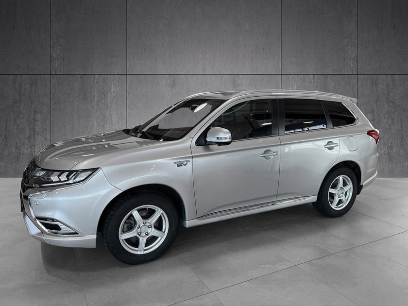 Bilde 2 av Mitsubishi Outlander PHEV 4WD Instyle +, krok, rattvarme, Nybilgaranti++