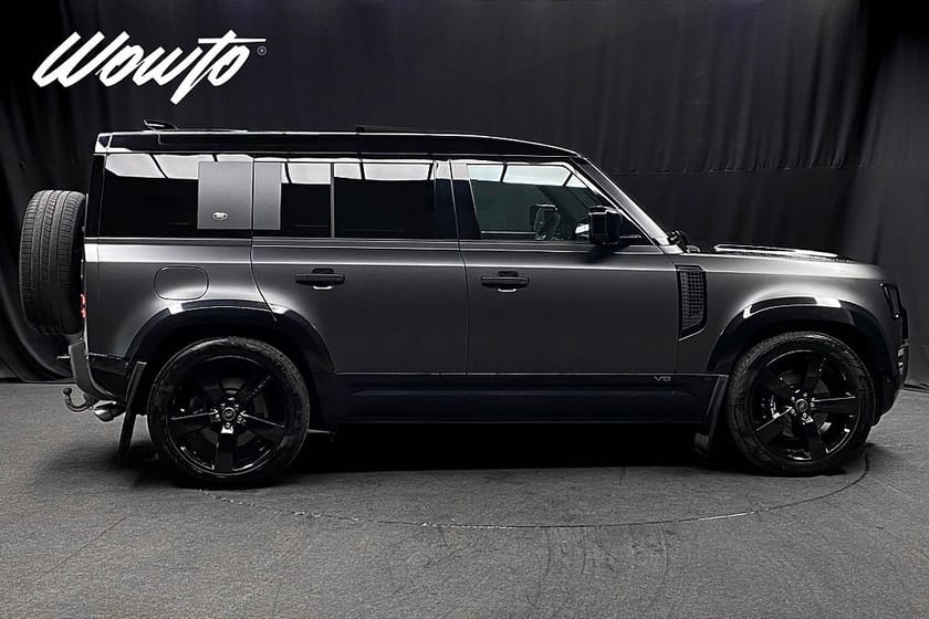 Bild 3 av Land Rover Defender 110 V8 P525 Carpathian/Se Spec