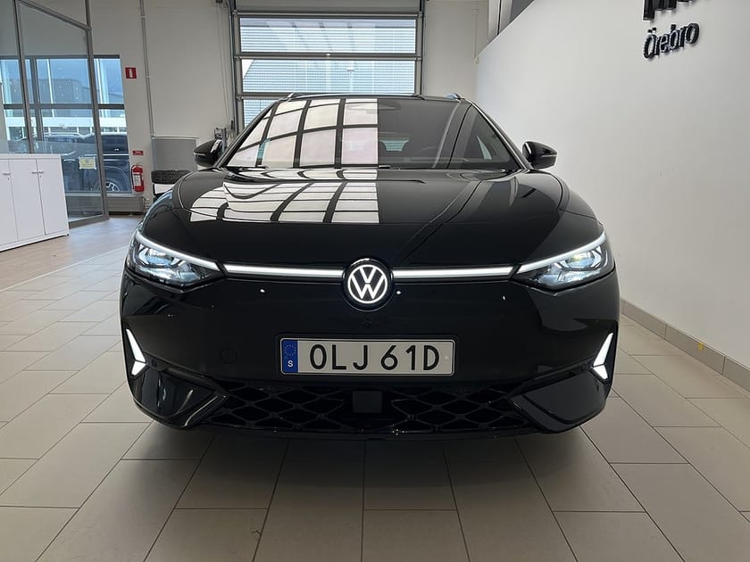 Bild 2 av Volkswagen ID.7 GTX Tourer 86 KWH BATTERI 340 HK 1 VXL