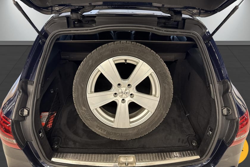 Bilde 5 av Mercedes-Benz C 220 T d 4MATIC C220d aut 194hk/ AMG / Panorama / Burmester®