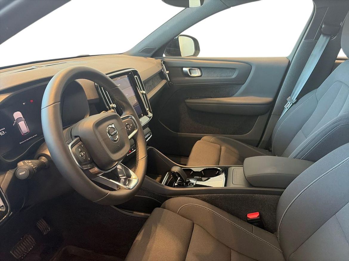 Volvo XC40 2023 - miniatyr 8