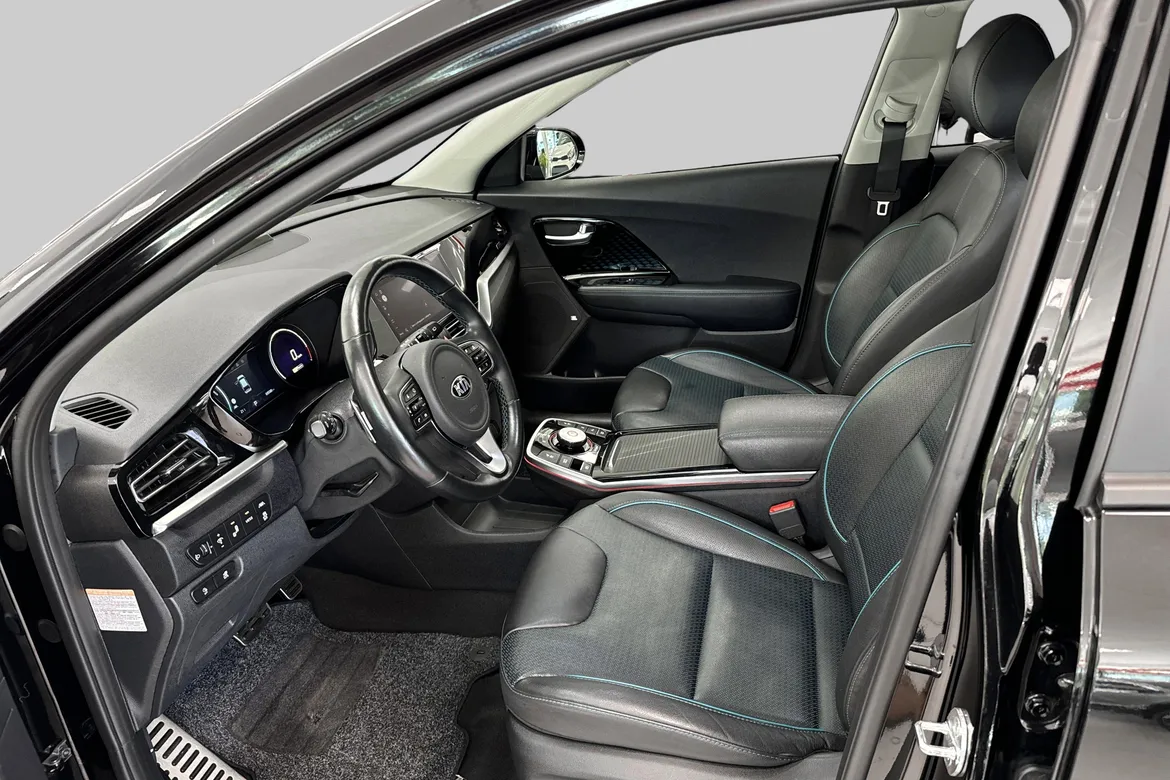 picture of a car