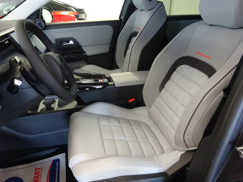 Bild 4 av Citroën C5 Aircross Hybrid 145 e-DCS MAX Premiumpaket