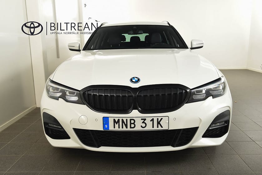 Bild 5 av BMW 330e xDrive Touring M Sport Värmare V-hjul Navi