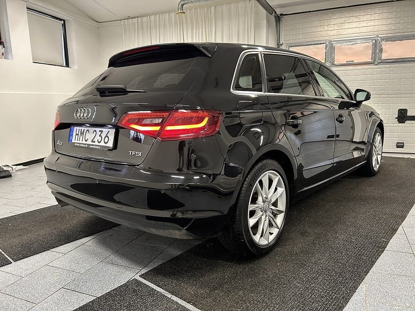 Bild 2 av Audi A3 Sportback 1.4 TFSI S Tronic 125 hk Euro 6 NYB Nyserv
