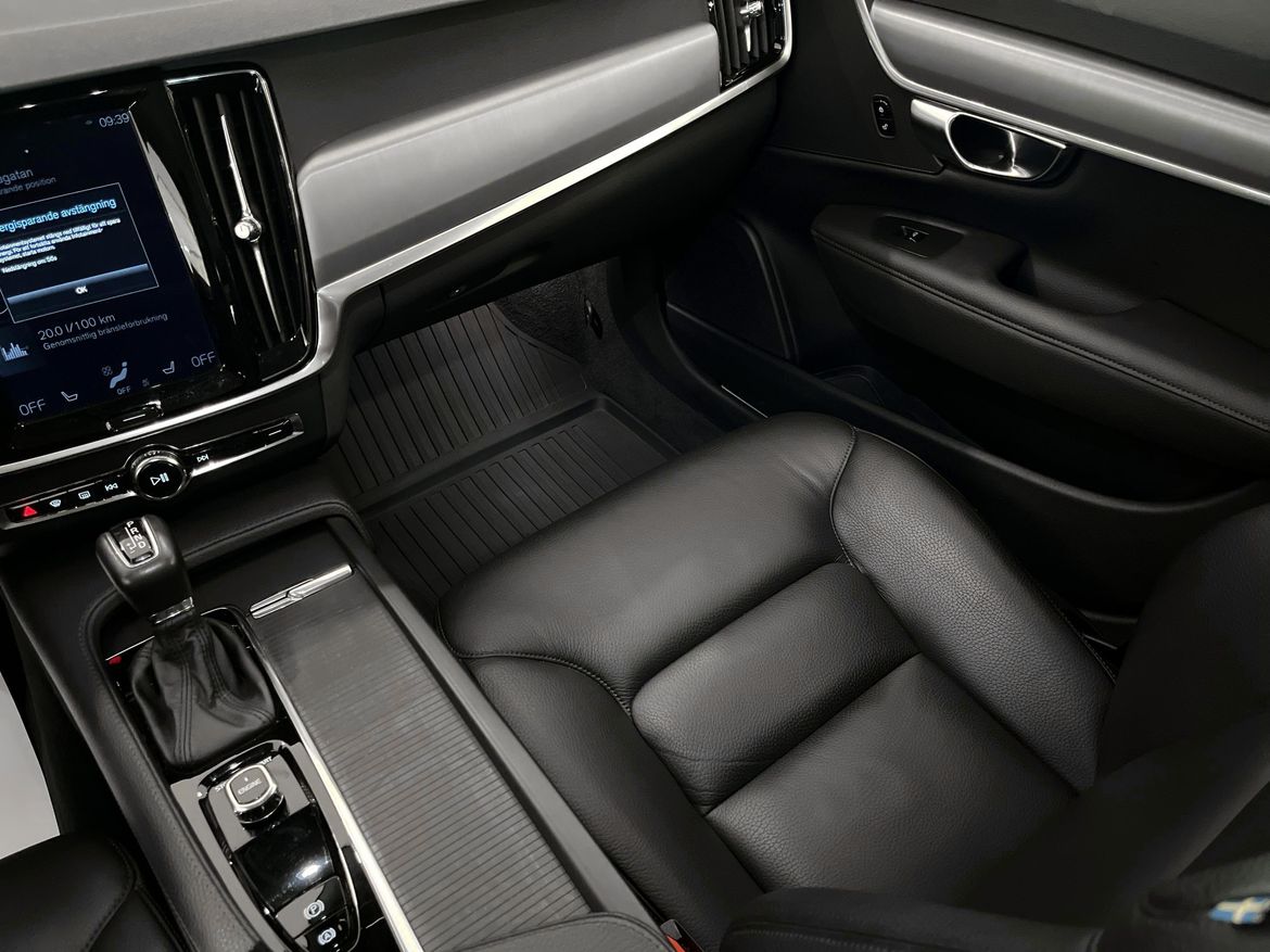 Volvo V90 2017 - miniatyr 10