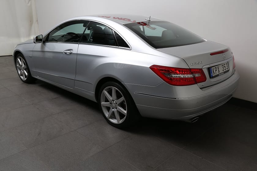 Bild 4 av Mercedes-Benz E 250 CDI Coupé BE BlueEFFICIENCY 5G-Tronic 204hk