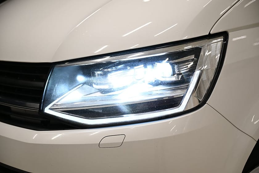 Bild 3 av Volkswagen Transporter DSG 150HK L2|Servicebil|Dubbeldörr|V-Inredd|Moms|SeUtr!
