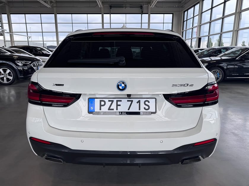 Bild 4 av BMW 530e xDrive Touring | M Sport | Navi | HUD | 360° | Moms