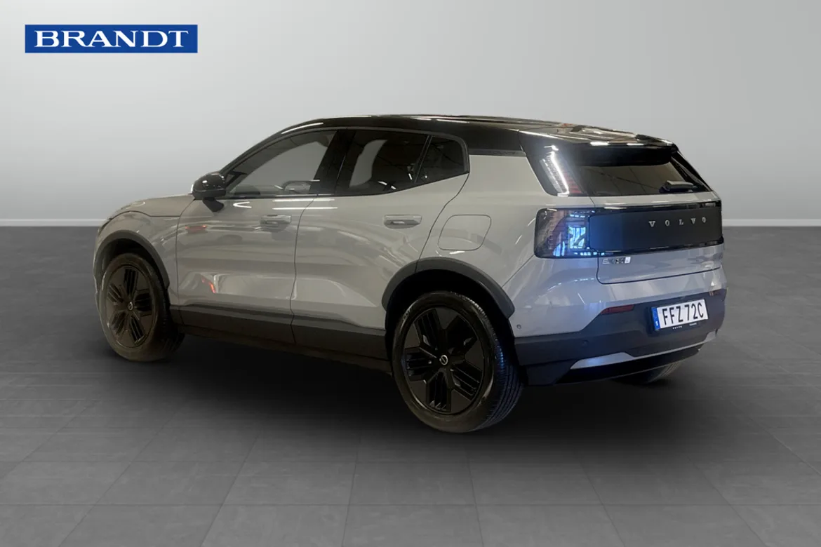 Volvo EX30 Cross Country Twin Motor Performance