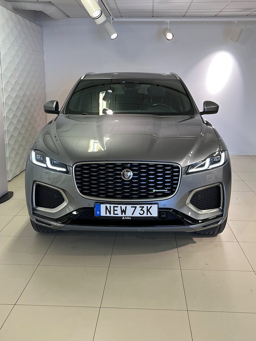 Bild 2 av Jaguar F-Pace P250 AWD R-Dynamic / Momsbil