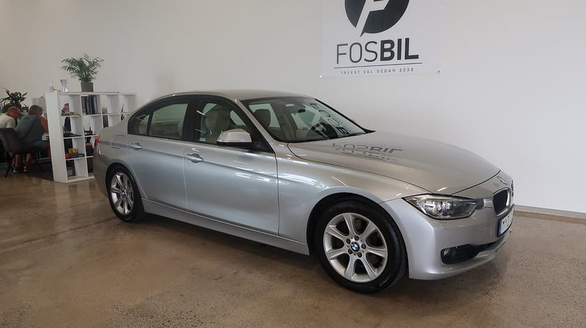 Bild 1 av BMW 328i Sedan 328 Aut-SoV-PDC-Rattvärme