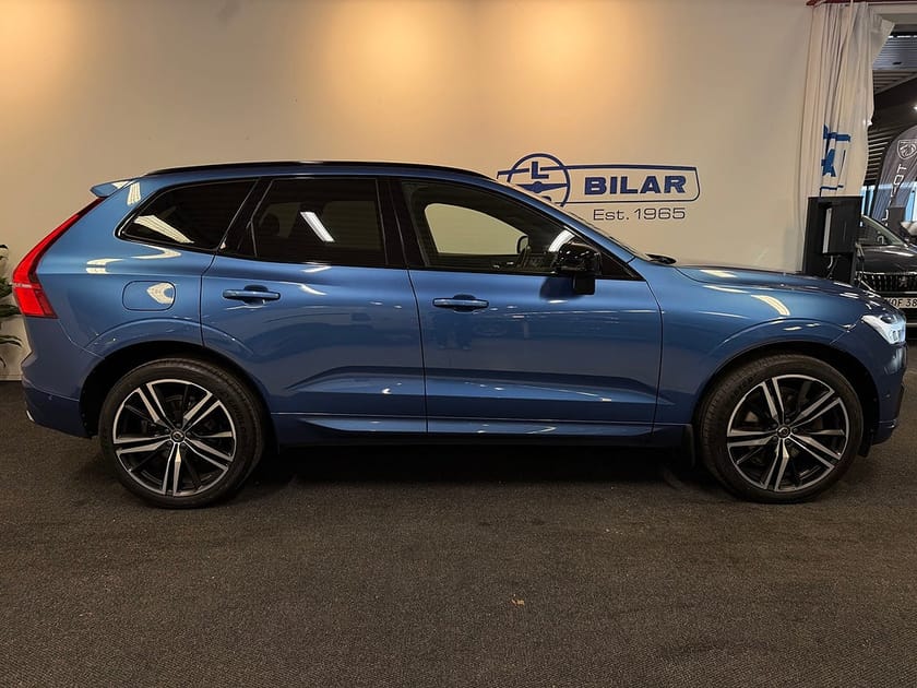 Bild 2 av Volvo XC60 T5 AWD R-Design 250hk | H/K-ljud | 360° | Minne | Vhjul