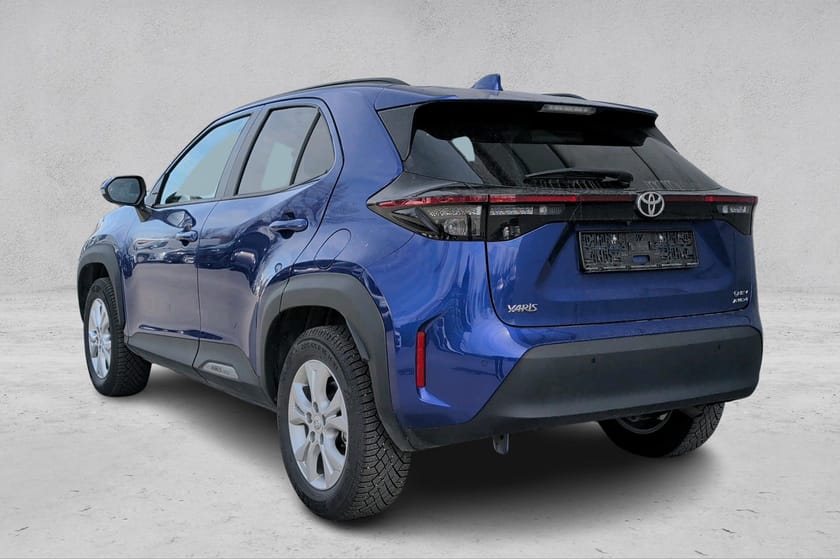 Bilde 3 av Toyota Yaris Cross Hybrid 115 AWD-i Active Tech - LED - Ad. cruise - Kamera