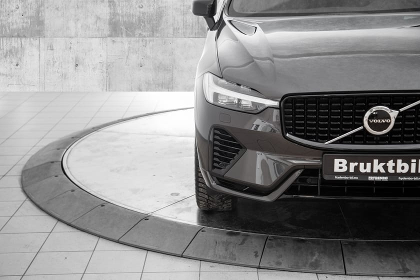 Bilde 3 av Volvo XC60 Recharge T6 Plus Dark SEMI.EL.HF|H&K|PANO