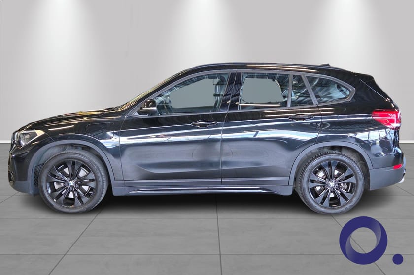 Bilde 2 av BMW X1 xDrive25e Sport Line | Hengerfeste, Head-Up Display++
