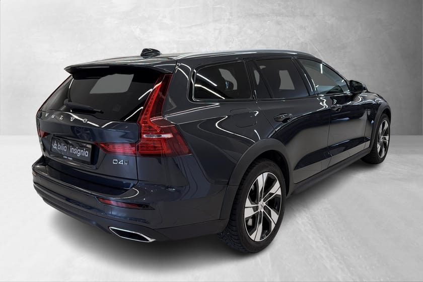 Bilde 3 av Volvo V60 Cross Country D4 AWD Velutstyrt!/Hengerfeste/Skinn/VOC/LED/18"