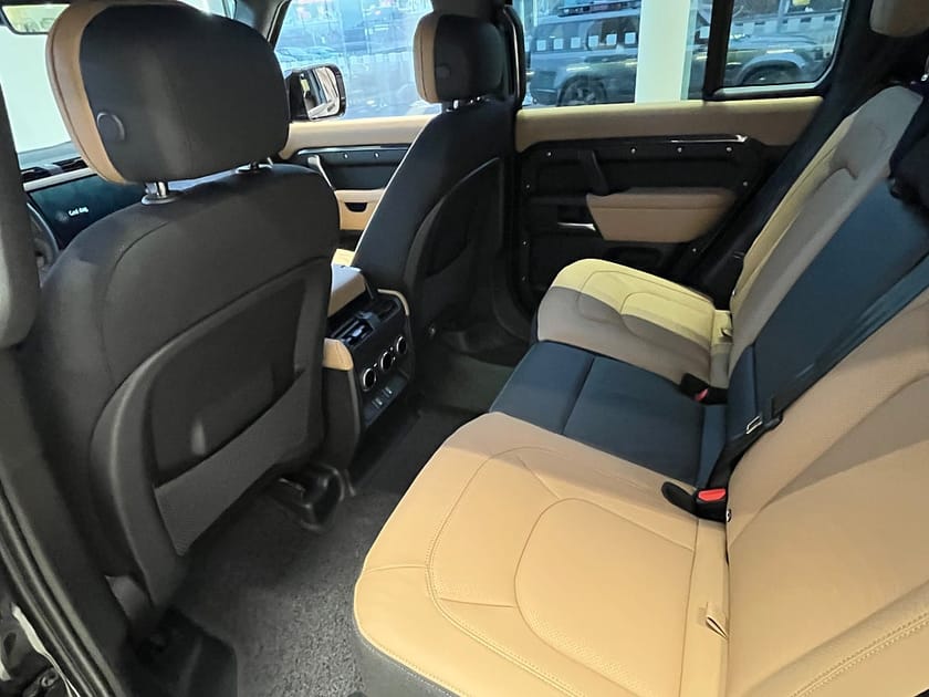 Bild 5 av Land Rover Defender 110 V8 P425 X-Dynamic HSE