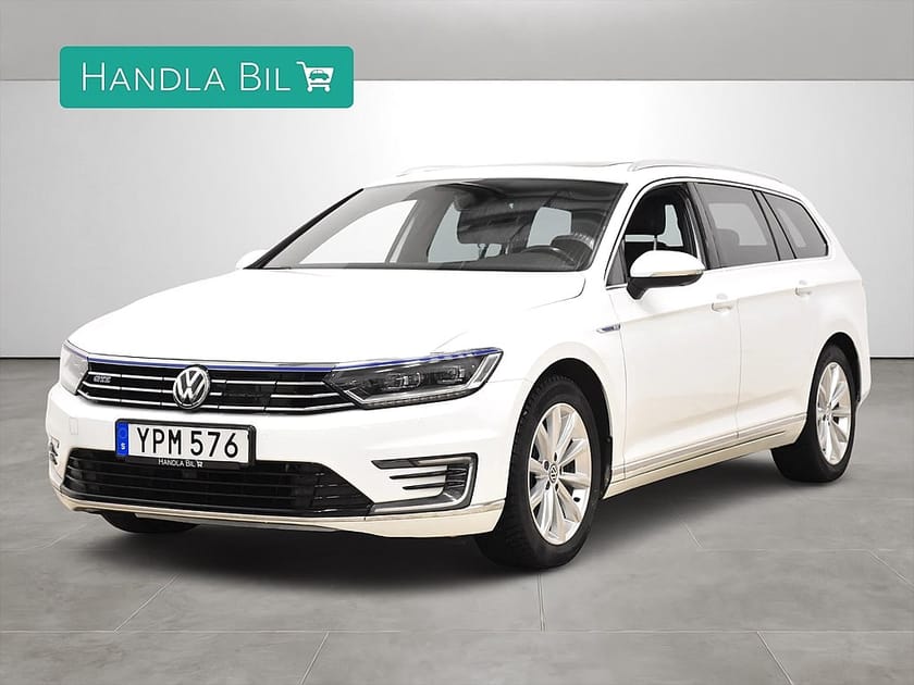 Bild 1 av Volkswagen Passat Variant GTE 1.4 TSI Drag Pano Cockpit Skinn Dynaudio Värm