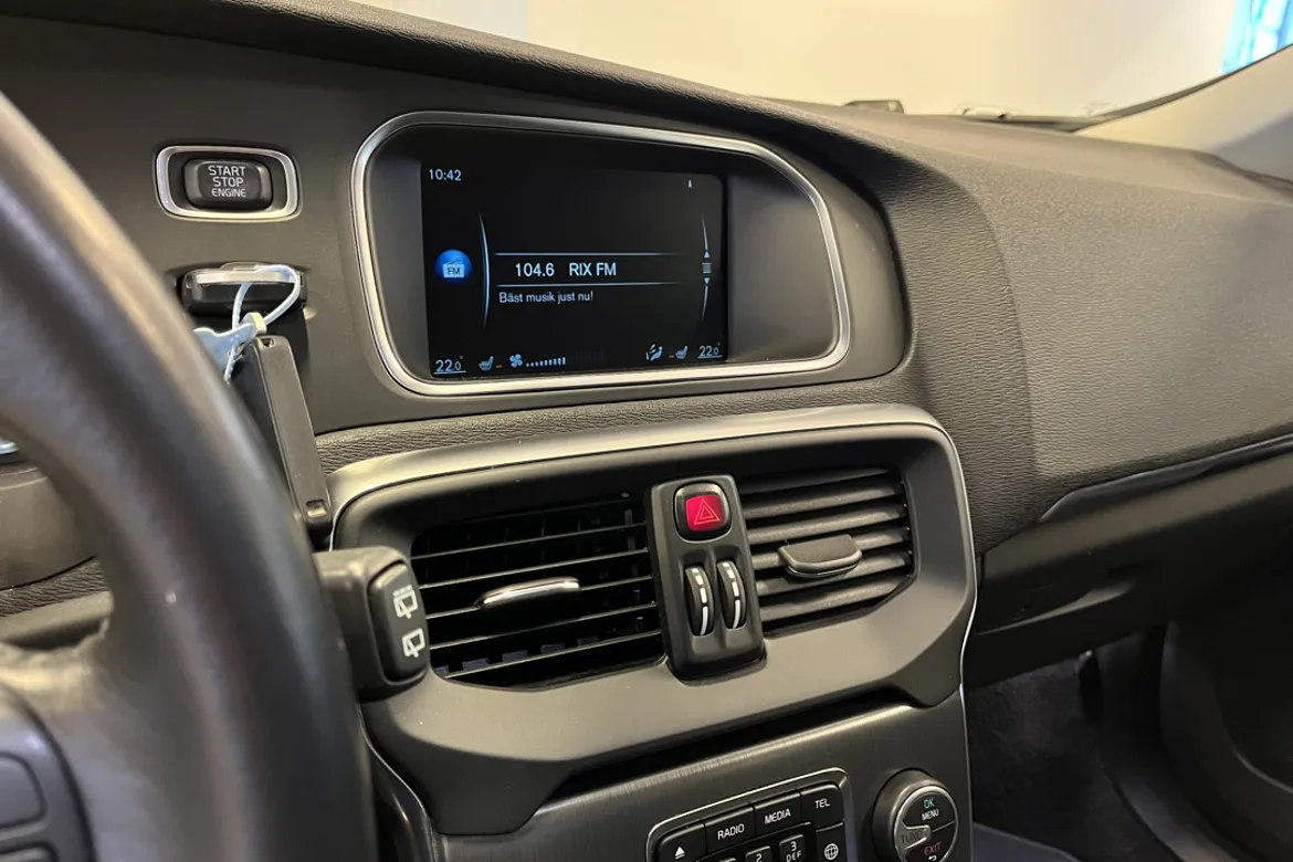 Volvo V40
