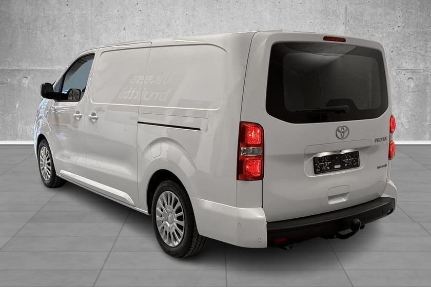 Bilde 3 av Toyota Proace Electric Long 75 Lang (L2) 2 skyved. (75kWt) Comfort/krok/WLTP 334km/