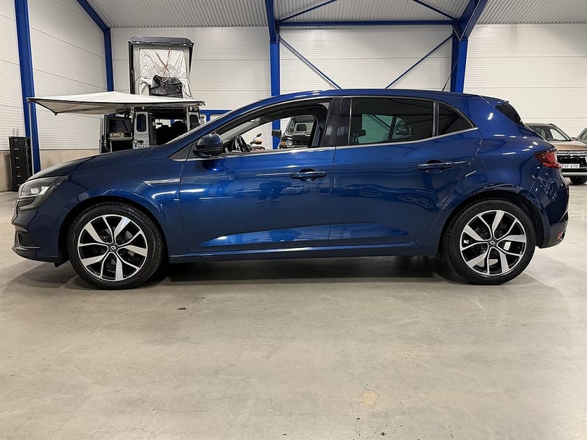 Bild 3 av Renault Mégane 1.3 TCe 140 HK Manuell / Bose / Navi /