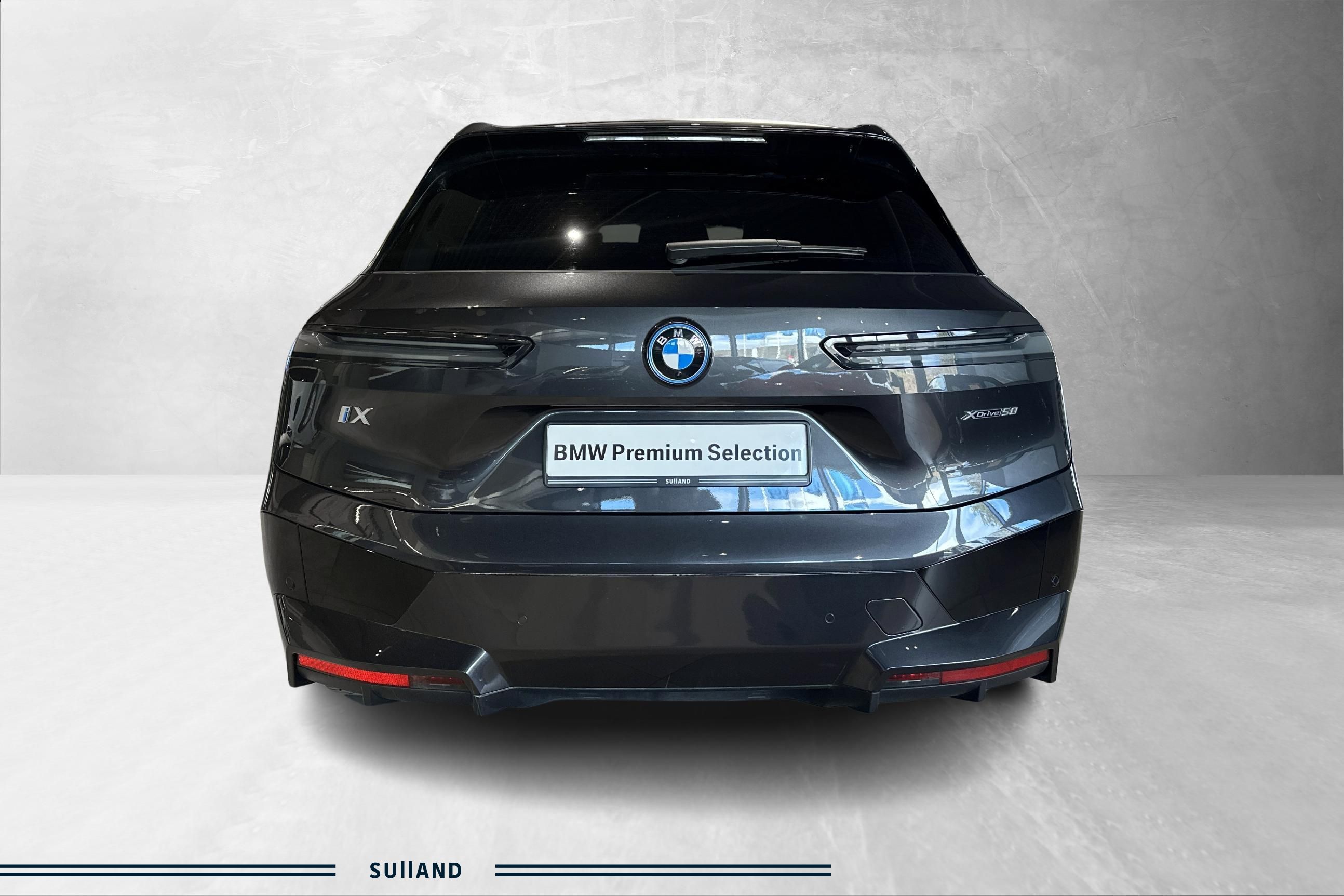 Thumnail bilde 3 av BMW iX xDrive50