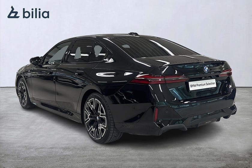 Bild 2 av BMW i5 xDrive40 Sedan xDrive 40 M-Sport Pro | Aktiv farth. | B&W | Drag