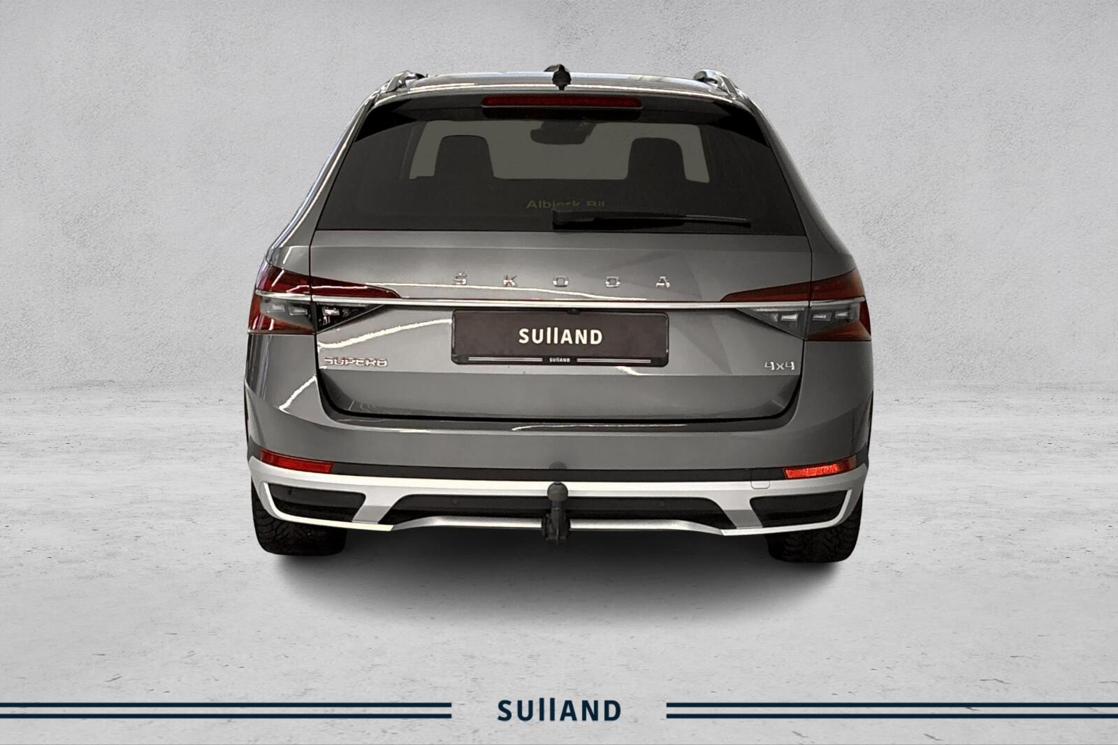 Thumnail bilde 3 av Škoda Superb Scout