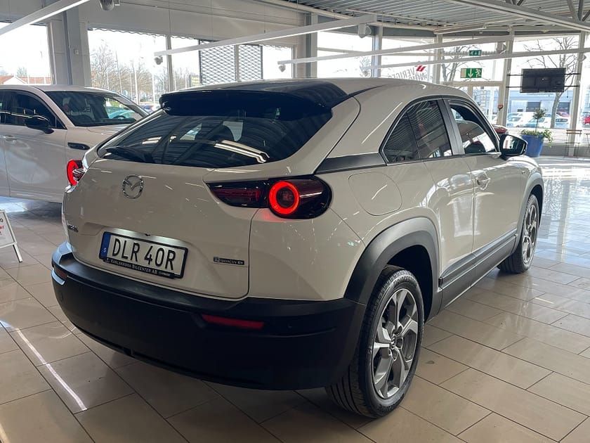 Bild 4 av Mazda MX-30 e-Skyactiv EV 143 hk Exclusive-line