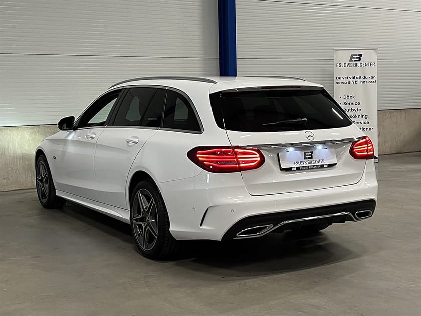 Bild 4 av Mercedes-Benz C 220 T d 4MATIC 194 HK / AMG / Burmester / Värmare /