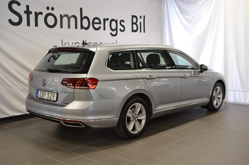 Bild 2 av Volkswagen Passat Sportscombi 2.0 TDI 4Motion 200hk